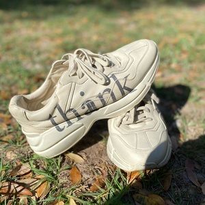 Gucci shoes like new!!